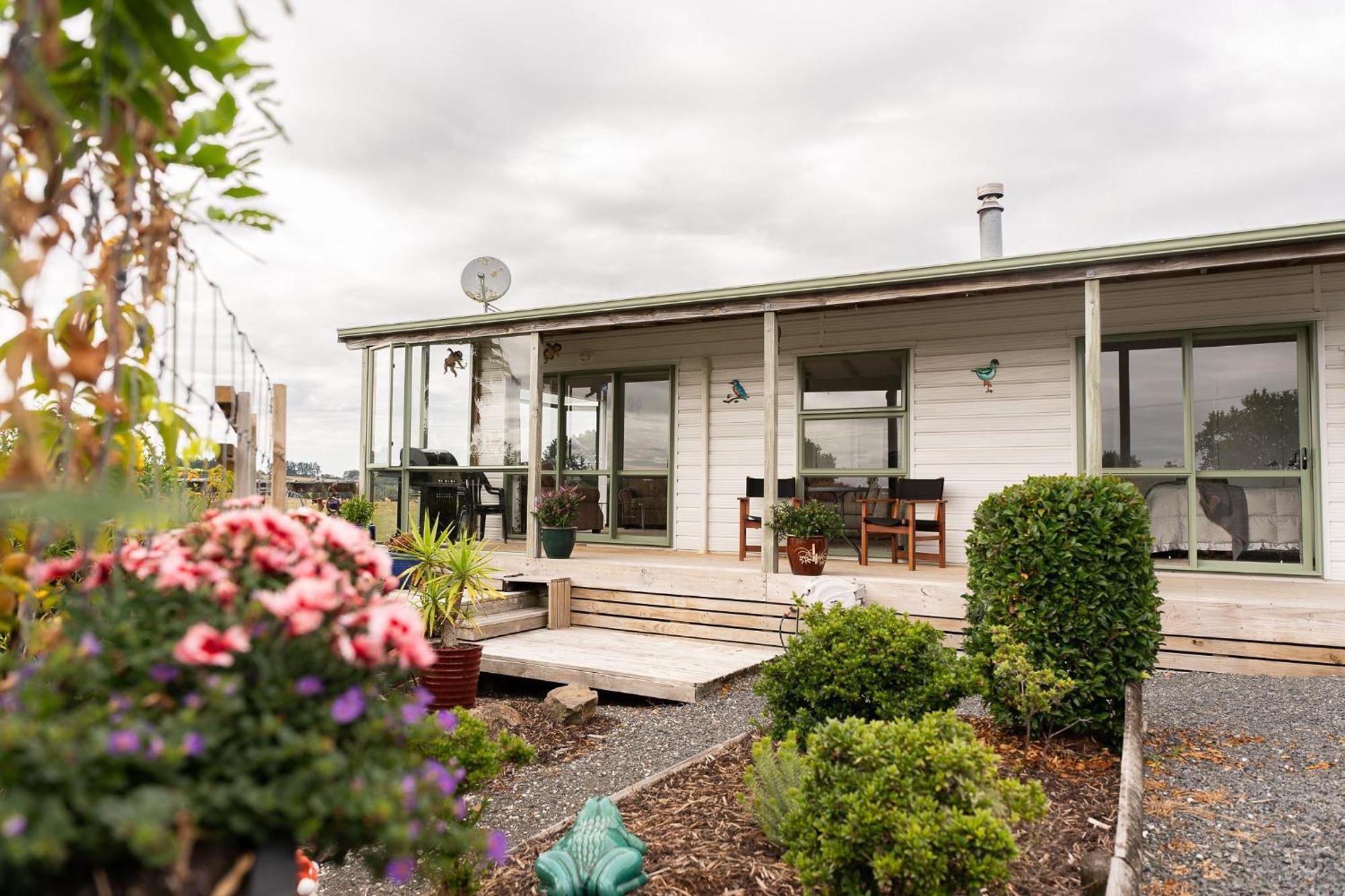 Fantail Cottage Hamilton Exterior photo
